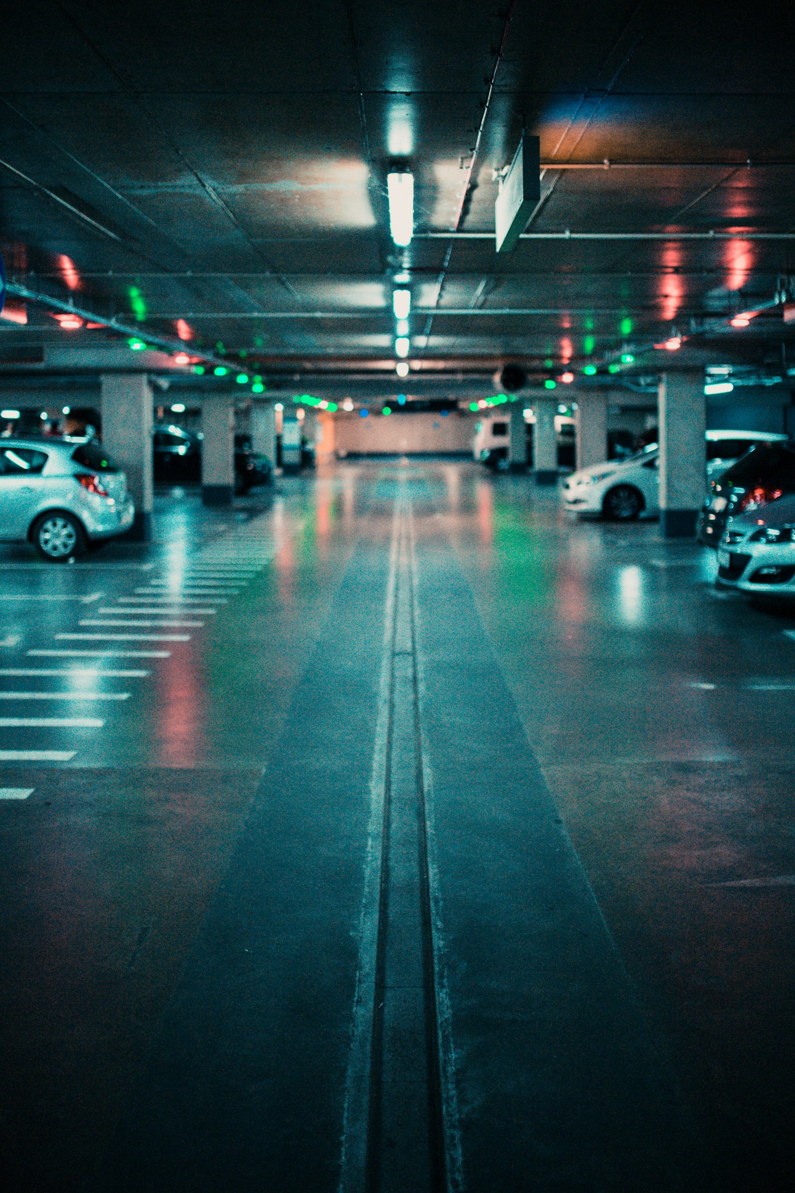 Parking cubierto o descubierto: ¿cuál te conviene?